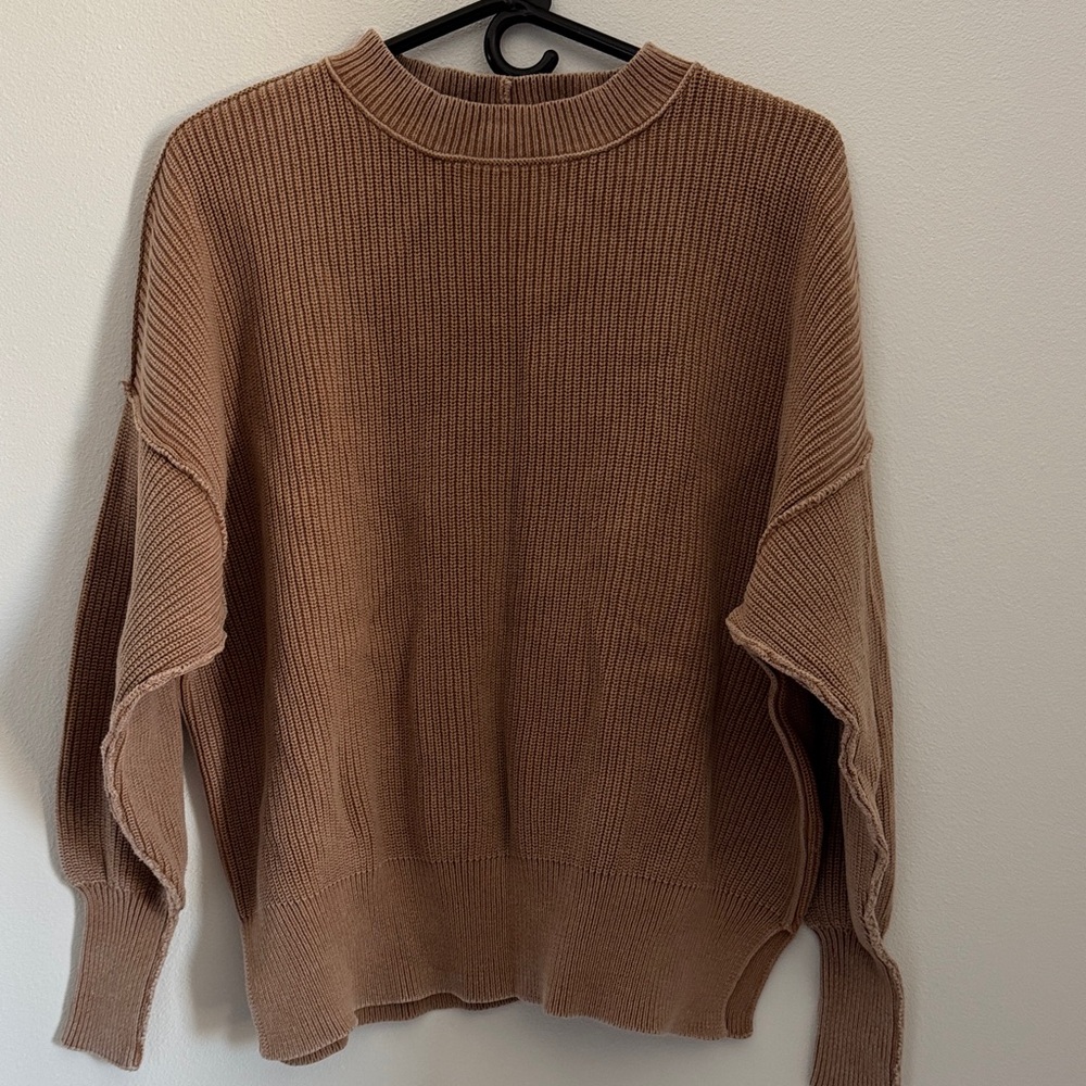 Aerie detailed Knit Sweater top women’s Small like new
